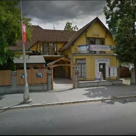 V Centre Mesta Apartmán *