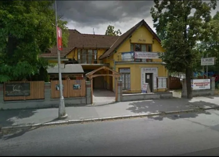 V Centre Mesta شقة *